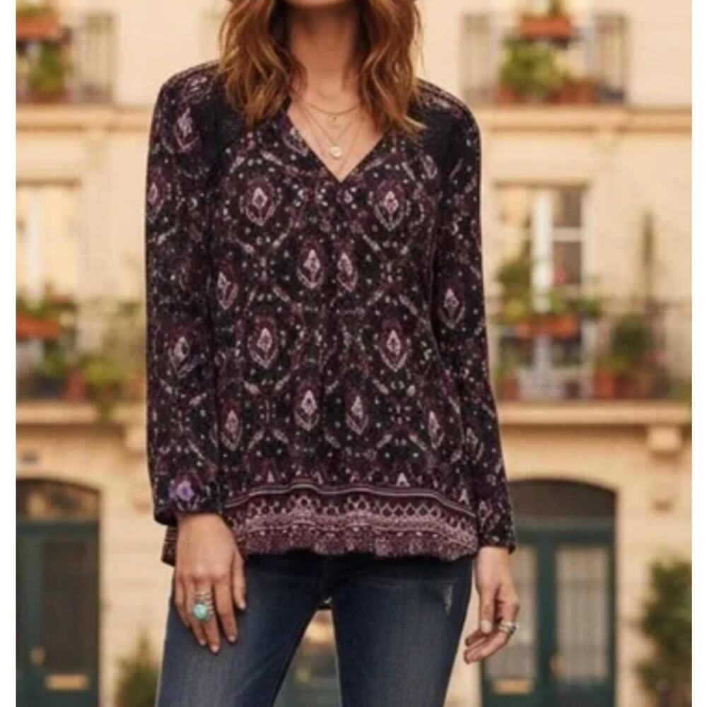 Daniel Rainn Size Medium Caleena Black Floral Crochet Detail Blouse NEW